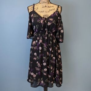 Torrid Floral Mini Dress, size 00 (10)